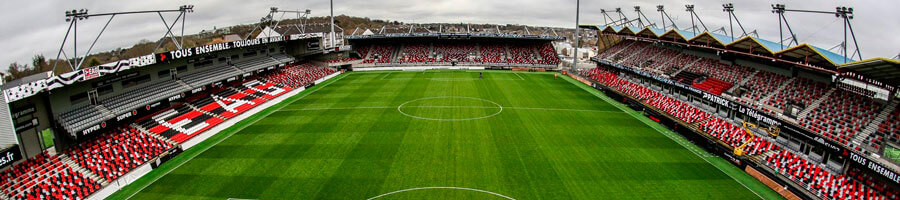 estádio stade-de-roudourou